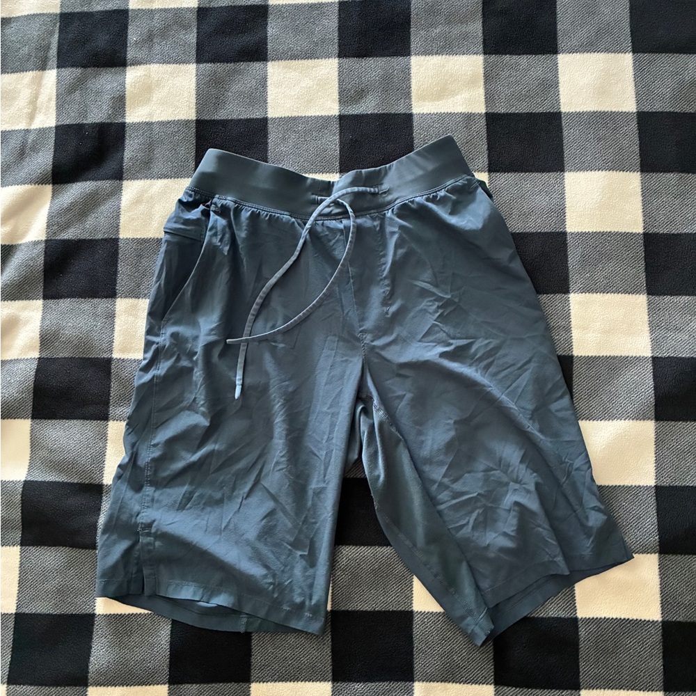Lululemon Men's Navy Shorts Linerless Size S